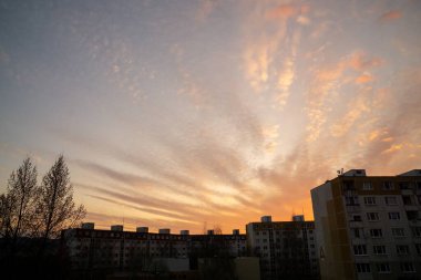 Avrupa 'nın üzerinde güzel bir gün batımı