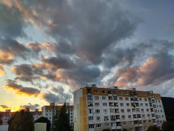 Hermoso Atardecer Sobre Ciudad Europea — Foto de Stock