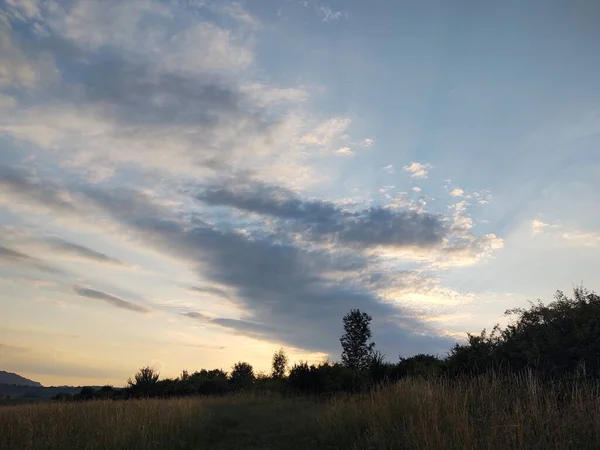 Bellissimo Sfondo Naturale Con Tramonto Campo — Foto Stock