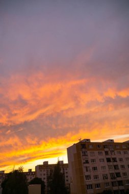 Avrupa 'nın üzerinde güzel bir gün batımı