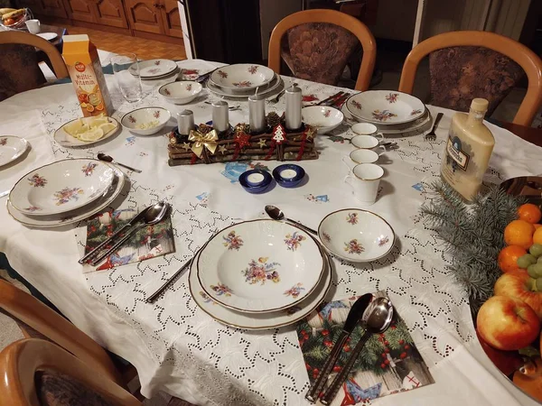 Kerst Tafel Dekken Thuis — Stockfoto