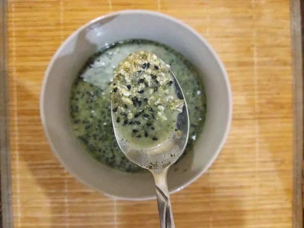 Крупним Планом Вид Смачний Зелений Суп — стокове фото