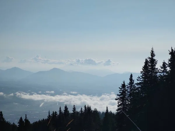 Prachtig Landschap Met Bergen Natuur Blauwe Lucht — Stockfoto
