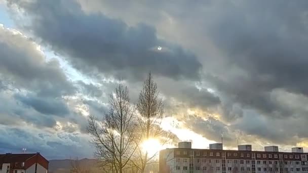 Хмари Темпес Місті Схід Захід Сонця Прекрасні Хмари Над Лукою — стокове відео