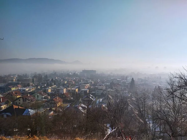 Nebel Wald Sonnenstrahlen Hinter Den Bäumen Slowakei — Stockfoto