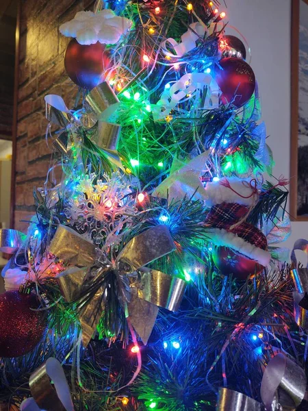 Decorações Árvore Natal Durante Inverno Eslováquia — Fotografia de Stock