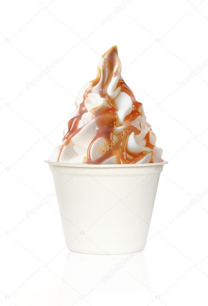 Frozen yogurt caramel