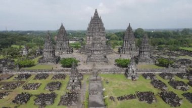 Endonezya, Yogyakarta 'daki Hindu tapınağı..