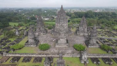 Endonezya, Yogyakarta 'daki Hindu tapınağı..