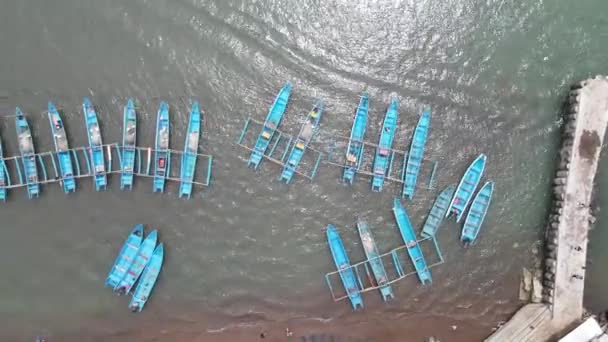 Nejlepší Letecký Pohled Tradiční Lodě Laguně Pláže Indonésii — Stock video