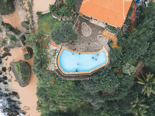 Top Uitzicht Vanuit Lucht Het Zwembad Villa Vlakbij Strand — Stockfoto