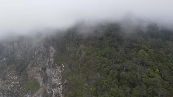 Luchtfoto Van Witte Krater Bandung Indonesië Met Mistig Weer — Stockvideo