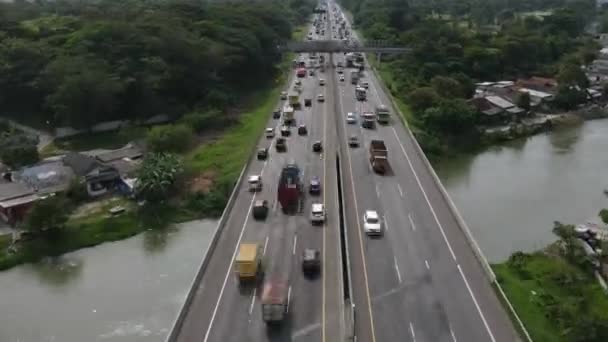 Flygtid Förflutit Utsikt Över Indonesien Highway Med Upptagen Trafik Karawang — Stockvideo