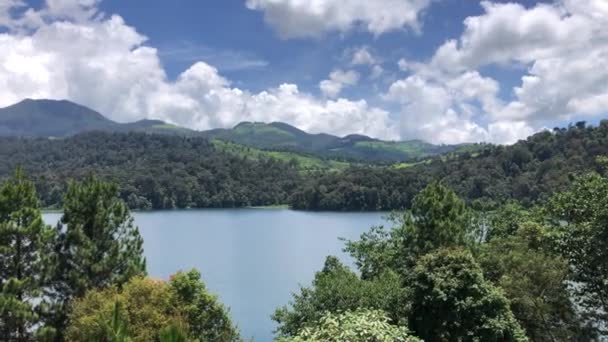 Jezioro Parkiem Górą Bandung Indonezja — Wideo stockowe