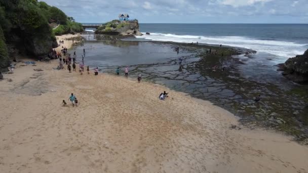 Pemandangan Drone Udara Holiday Beach Indonesia — Stok Video