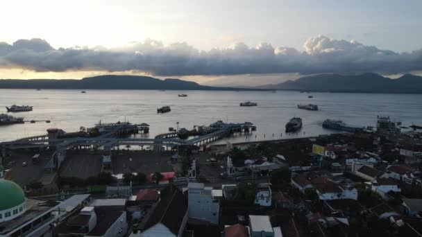 Fähre Über Den Ketapang Hafen Banyuwangi Nach Gilimanuk Bali — Stockvideo