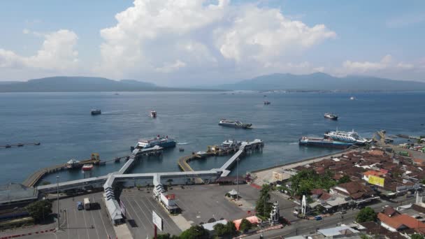 Aerial View Port Banyuwangi Indonesia Ferry Bali Ocean — Vídeos de Stock