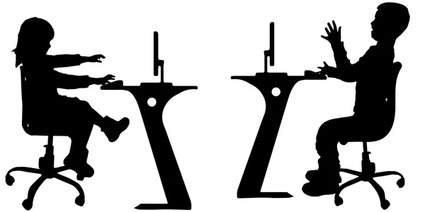 Векторный силуэт детей с компьютером . — стоковый вектор