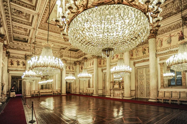 The architects Carlo and Amadeo di Castelmonte in the late Baroque style built the Palace of the Kings of Savoy in 1646-1660. Later, Palazzo Reale was partially rebuilt by Filippo Juvarra.    