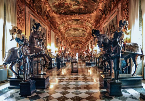   A unique collection of weapons of King Carl Albert of Sicily is on display in the front gallery of the Palazzo Reale. Knight's armor and army weapons are masterpieces of the art of weapons.  