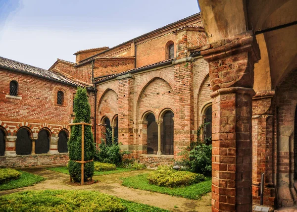 Vezzolano Abbey Ett Enastående Arkitektoniskt Komplex Medeltida Piemonte Särskilt Intresse — Stockfoto