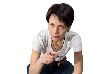 parmağıyla işaret eden kadın