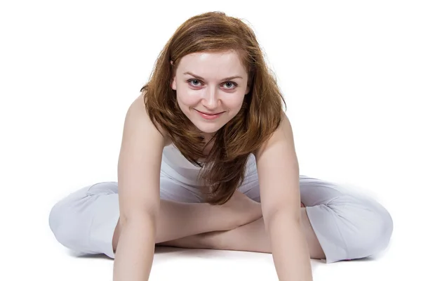 Mujer meditando vistiendo de blanco —  Fotos de Stock