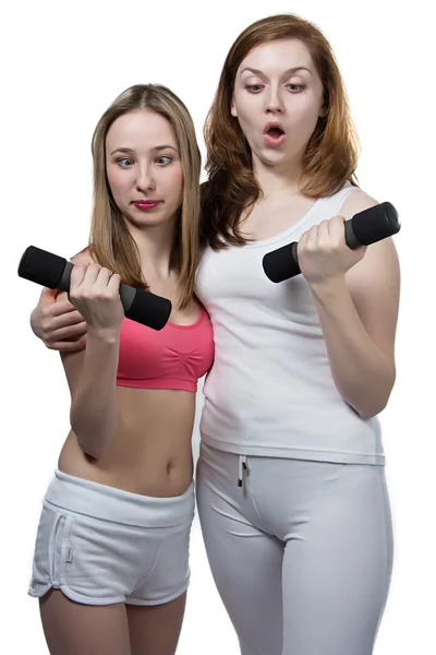 Две девочки занимаются фитнесом — стоковое фото