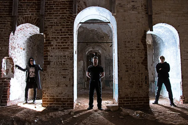 Metal band in temple — Stock Photo, Image