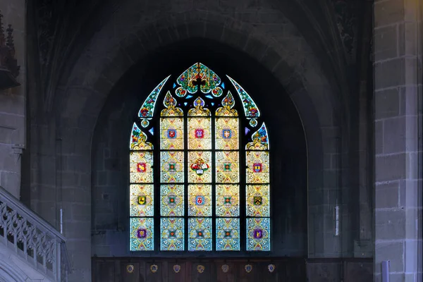 Vetrata Multicolore Bern Minster Dettaglio Architettonico Della Cattedrale Riformata Svizzera — Foto Stock