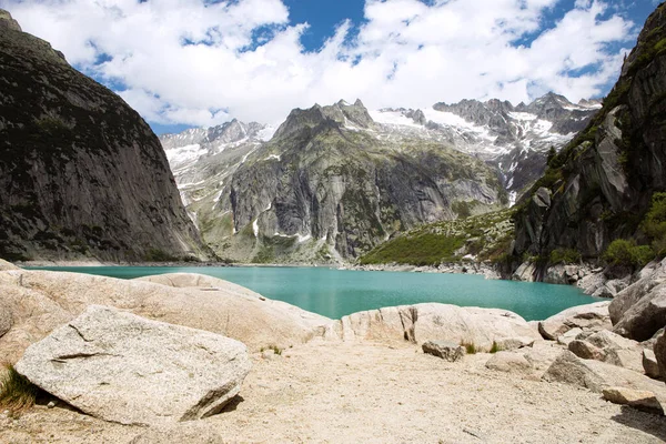 Alpen Pegunungan Indah Lanskap Dengan Danau Air Pirus Tinggi Gunung — Stok Foto