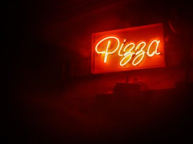Pizza neon tabela