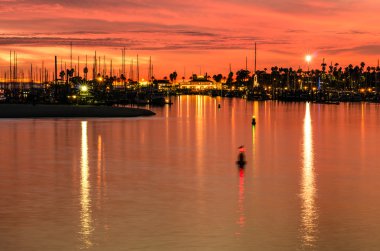 Santa barbara sunset adlı