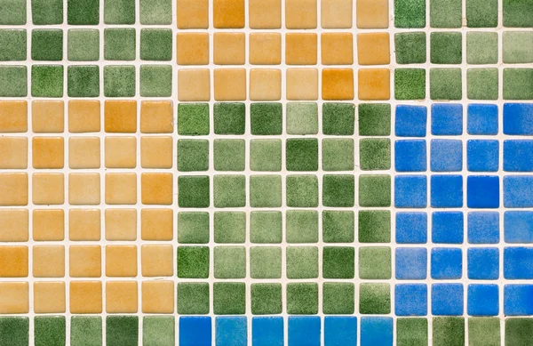 Mosaico de azulejos de vidrio multicolor - Bloques de fondo de colores palmadita —  Fotos de Stock