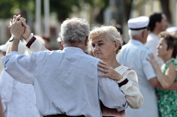 Танцы на главной площади
