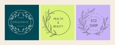 İşiniz için bir dizi botanik logosu. Kozmetik markalar için mükemmel. Eko-tasarım. Sürdürülebilir hayat.