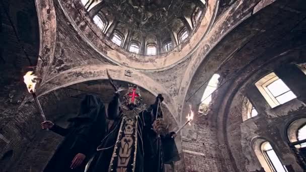 Fremde Kreaturen Einem Verlassenen Tempel — Stockvideo