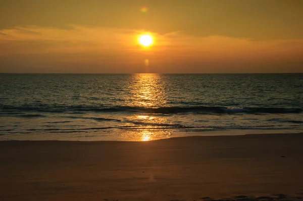 Sunset and beach — Stock Photo, Image