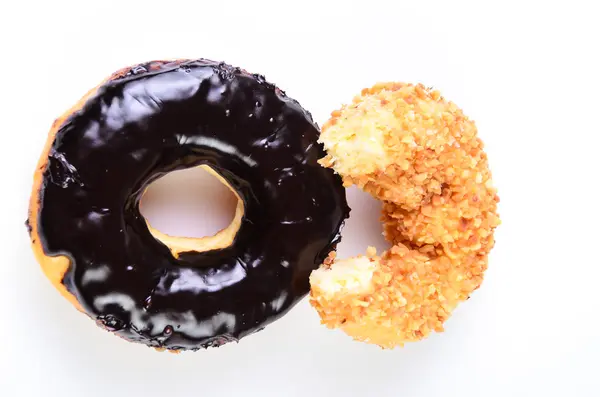 Anillo de azúcar Donut aislado sobre un fondo blanco — Foto de Stock