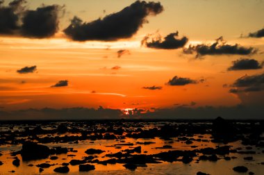 gün batımı ve gökyüzü