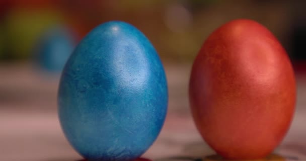 Colorful Easter Eggs Close Motion — ストック動画