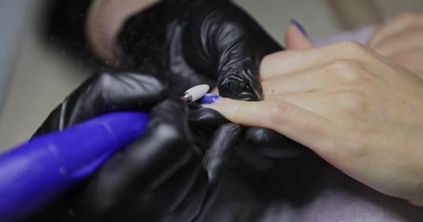 Nail Master Remove Nail Polish Beauty Saloon Electric File Nail — Vídeo de stock