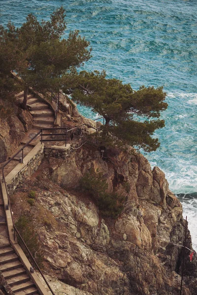 Meeresmotive Steintreppen Fels Führen Hinunter Zum Meer Uralte Steinstufen Fels — Stockfoto