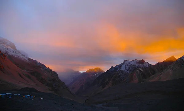 Majestic sunset on Aconcagua National Park — Stok fotoğraf