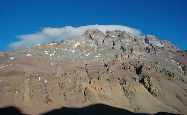 Caminantes camino al Aconcagua — Foto de Stock