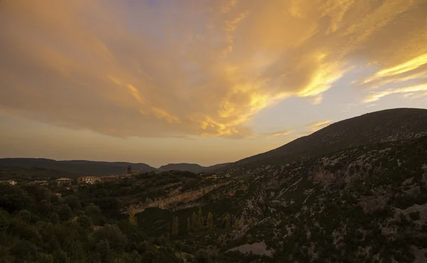 Rodellar ピレネー山脈に沈む夕日 — ストック写真