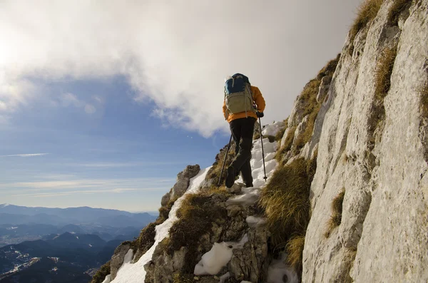 Trekking em montanhas romenas — Fotografia de Stock