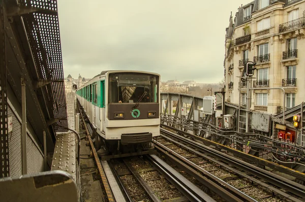 Paris hava metro