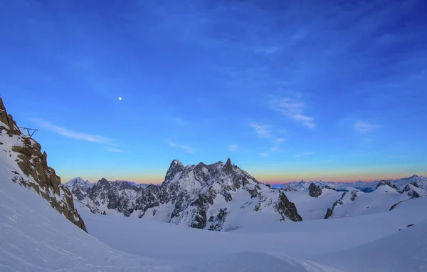 Krajobraz Alp w aiguille du midi — Zdjęcie stockowe