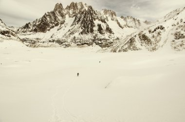 Alpler'de trekking kış